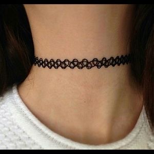 Plain choker